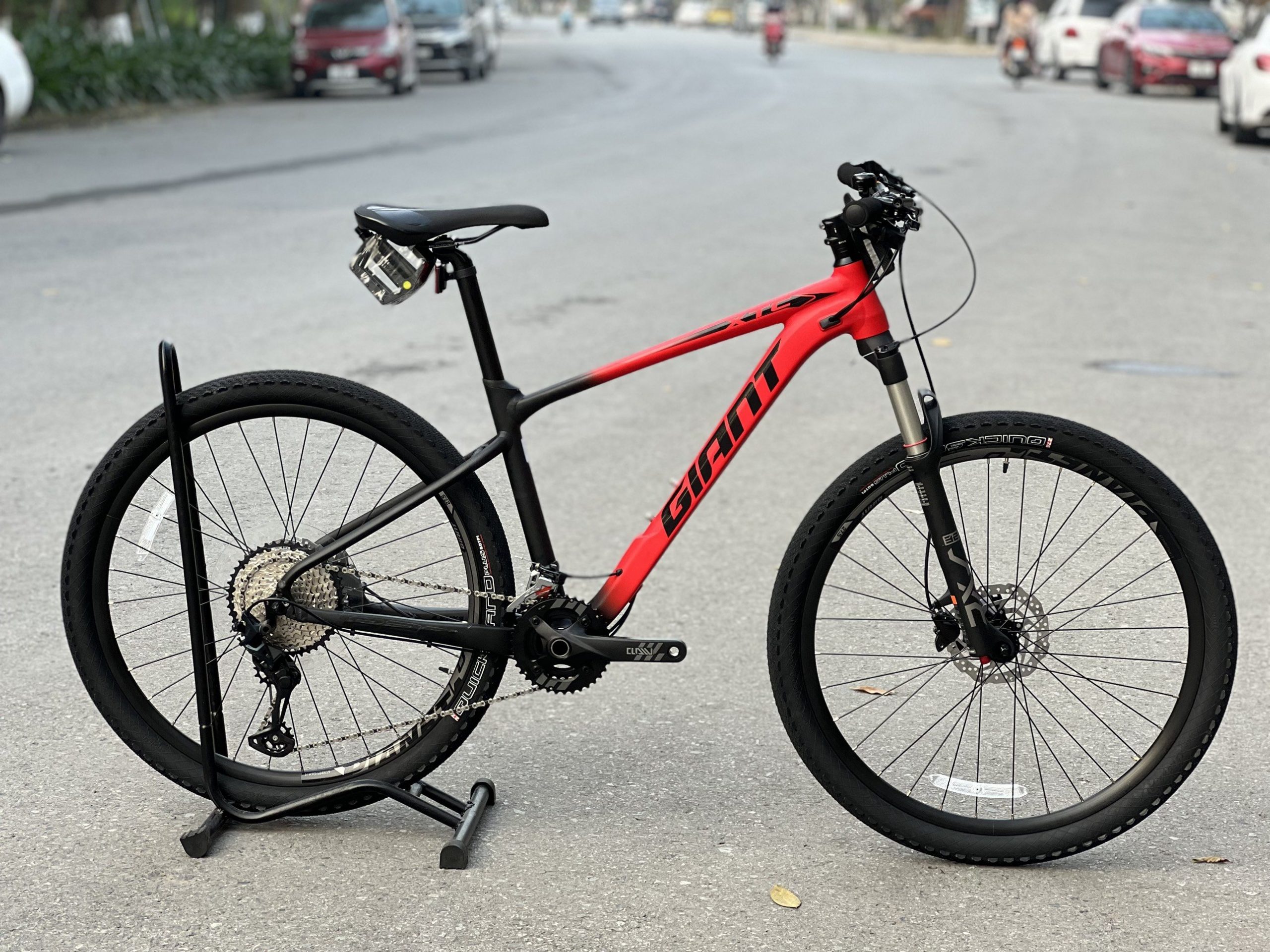 XE ĐẠP ĐỊA HÌNH GIANT XTC 820 - Ảnh 9