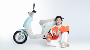 Xe điện Yadea Vekoo bản Soobin màu Xanh lam ánh ngọc
