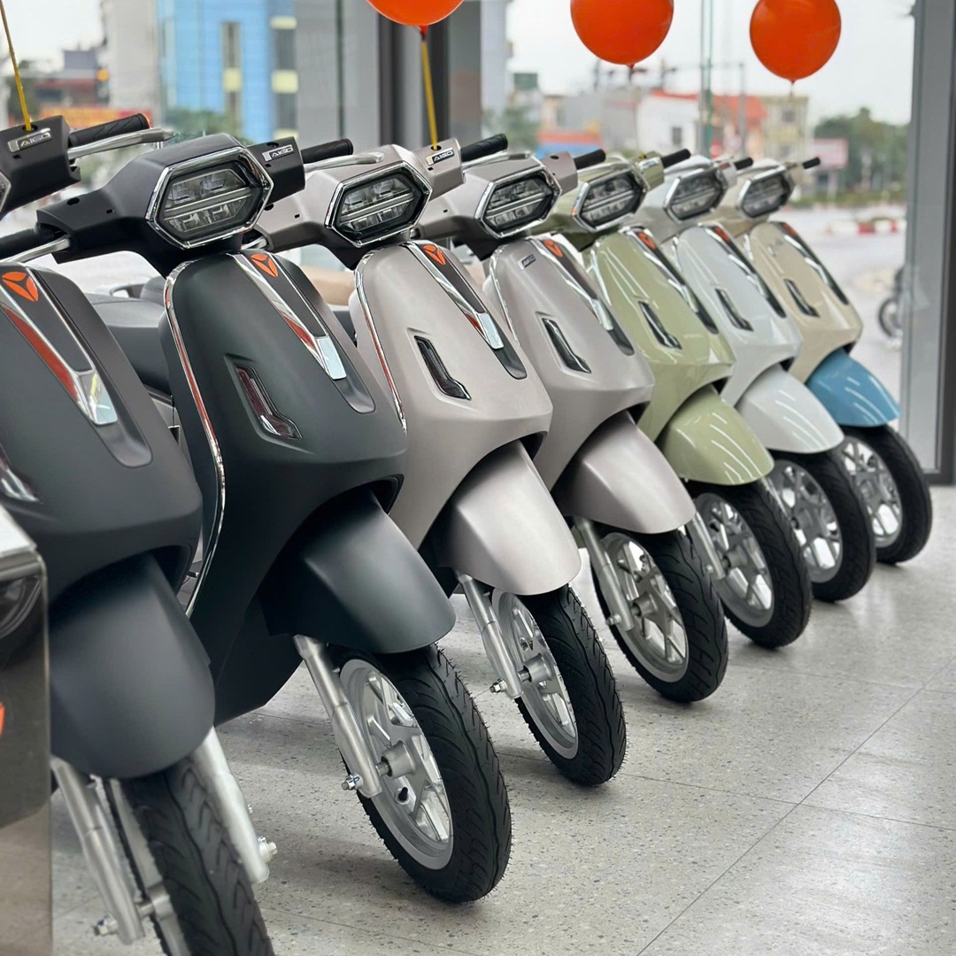 Xe điện kiểu dáng Vespa - Yadea Oris
