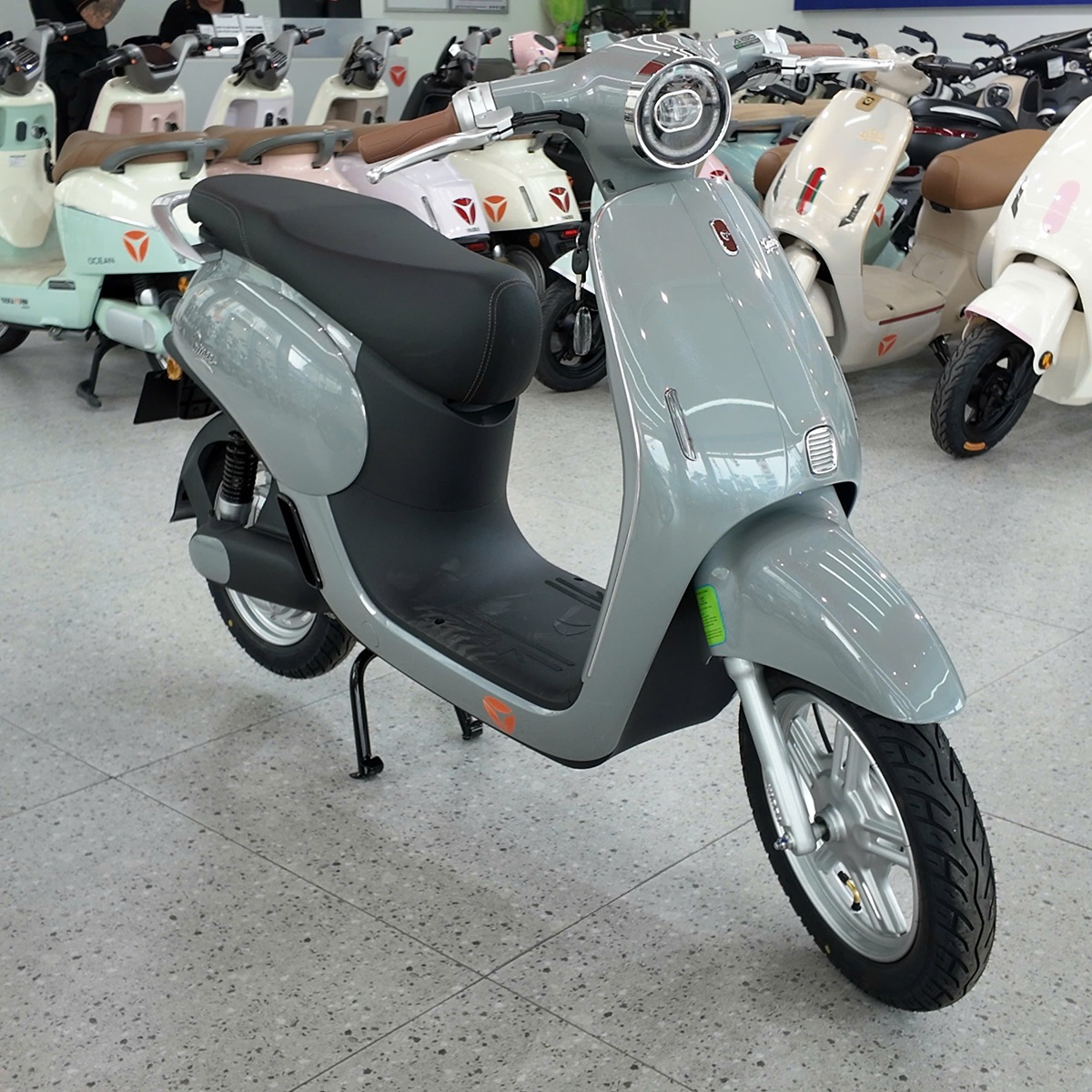 Xe Máy Điện YADEA OMEE - Ảnh 6