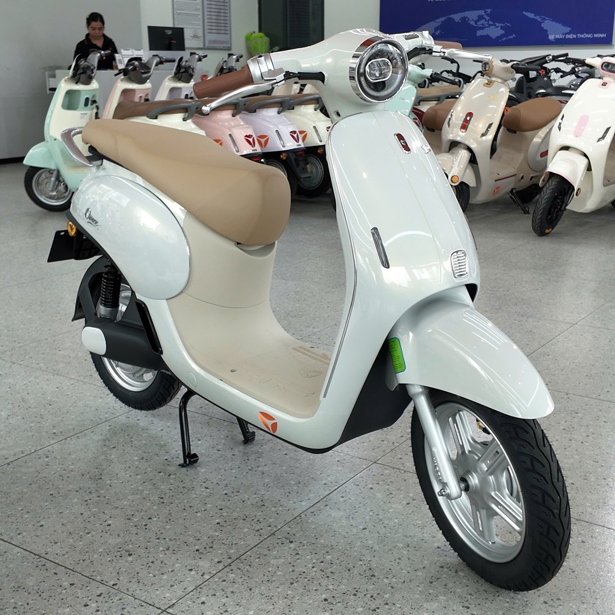 Xe Máy Điện YADEA OMEE - Ảnh 5
