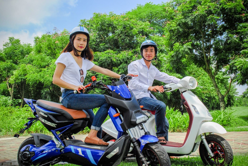 Đi Xe Đạp Điện