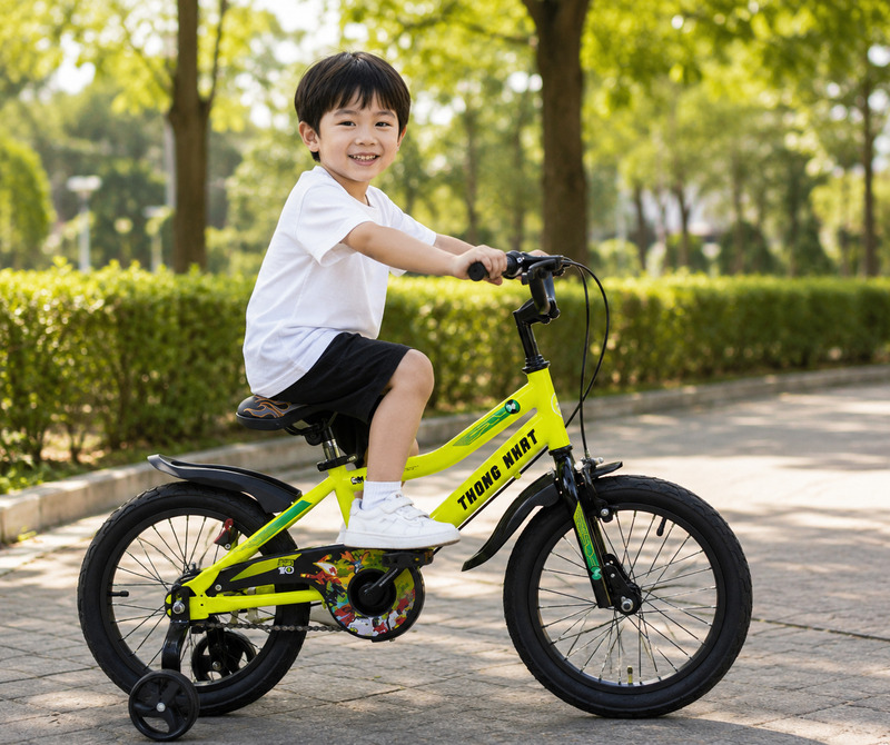 xe đạp cho bé 4 tuổi