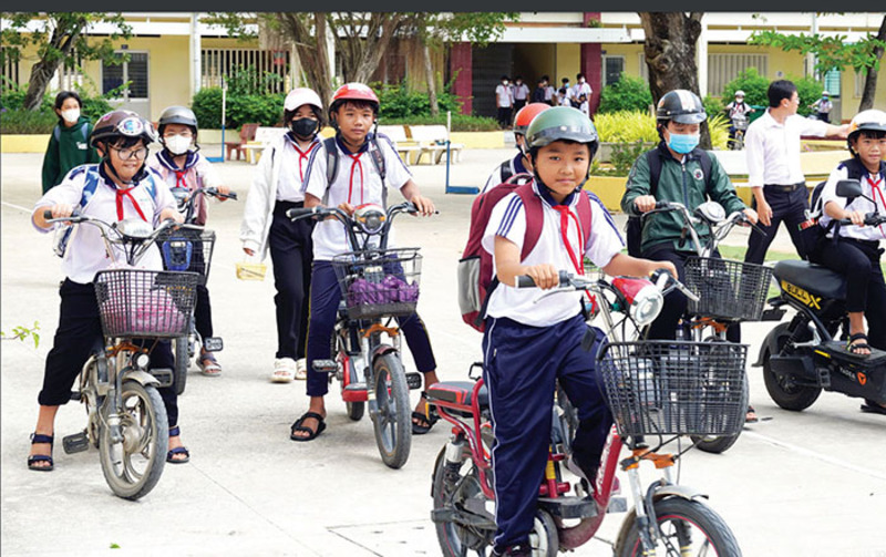 11 Tuổi Có Được Đi Xe Đạp Điện