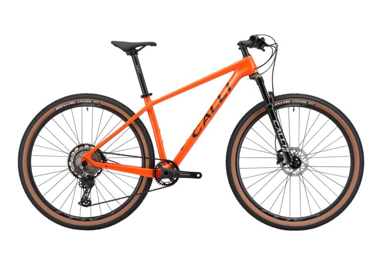 Calli 8100 khung carbon
