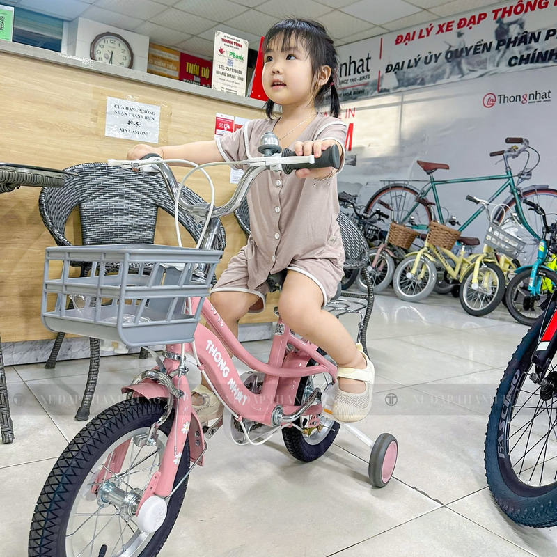xe đạp cho bé 8 tuổi