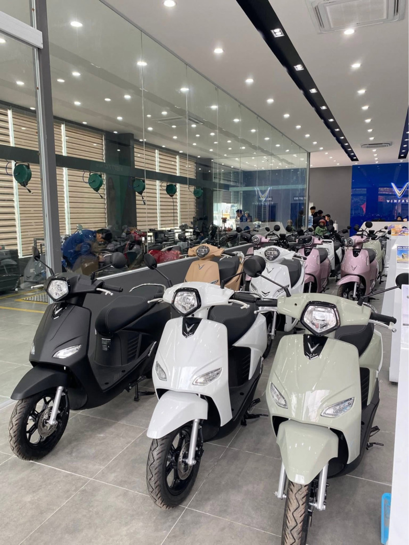 các hãng xe máy điện