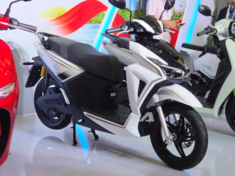 xe điện chạy nhanh nhất