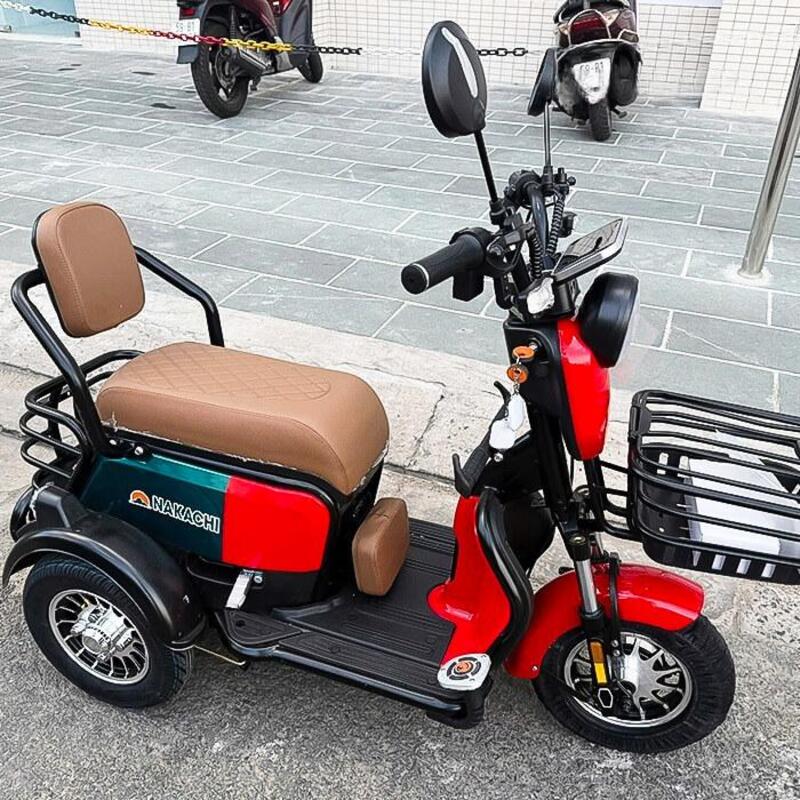 xe điện cho người lớn tuổi
